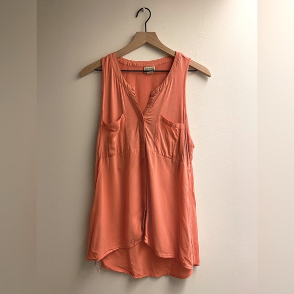 ⚡️3/$20⚡️Converse One Star | Coral Button Up Tank Top - Picture 1 of 3